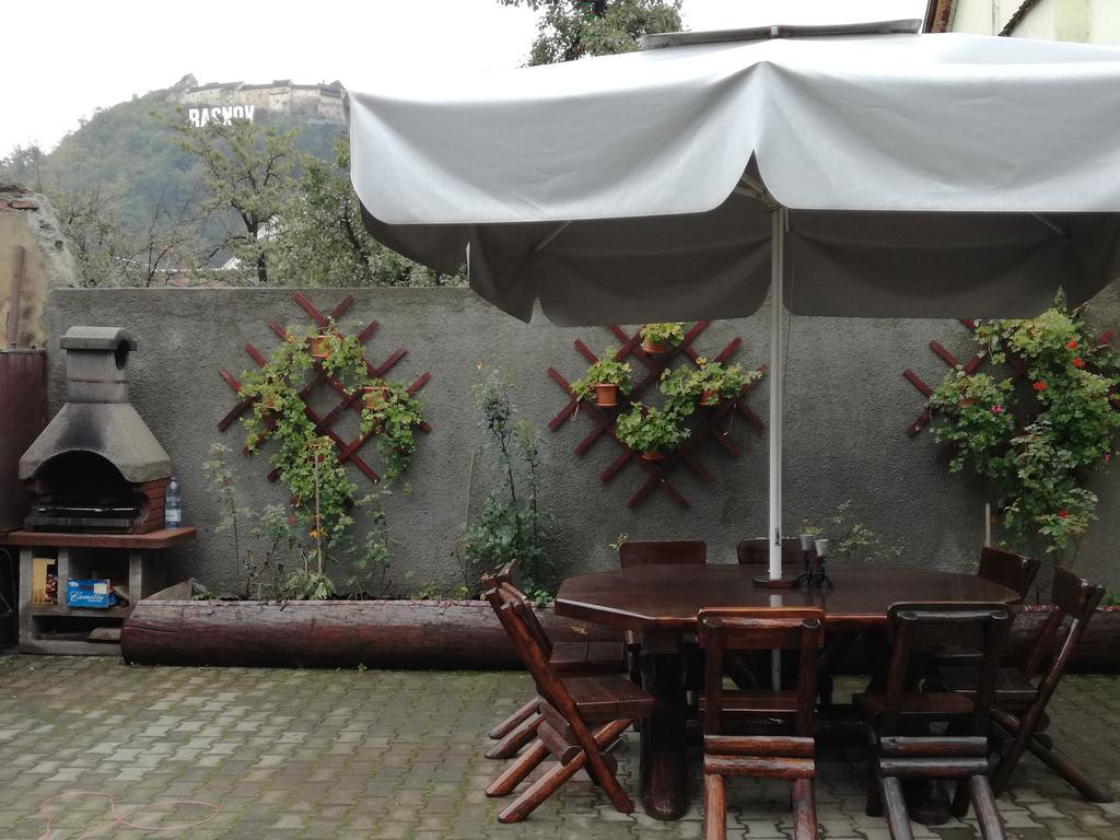 Vila Nely Risnov Exterior photo
